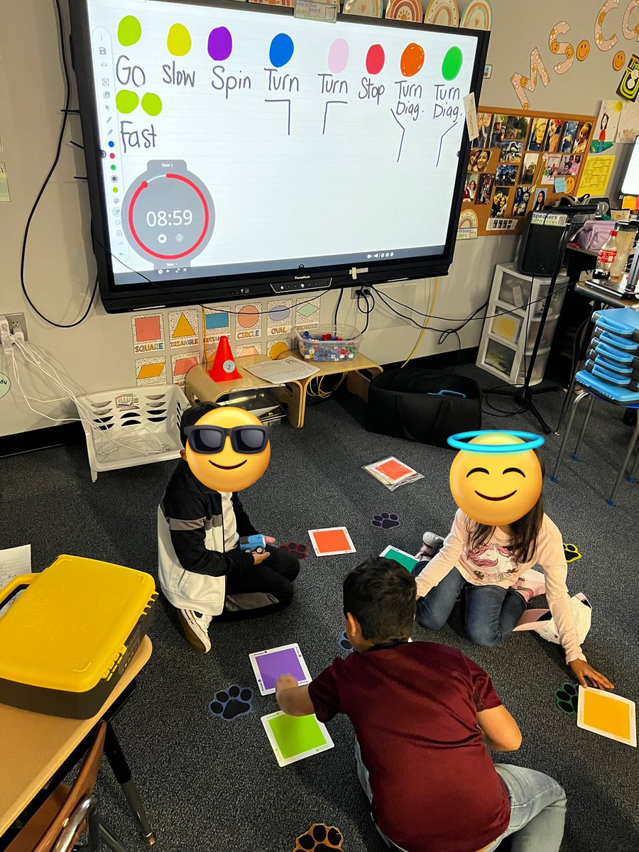 Integrating a little <a href="/Sphero/">Sphero</a> Indi action to the first grade class’ pattern of movement unit at #DeZavalaDolphins <a href="/gccisd_edtech/">Goose Creek CISD Educational Technology</a> <a href="/GCCISDScience/">GCCISDScience</a> <a href="/SpheroEdu/">Sphero Education</a>