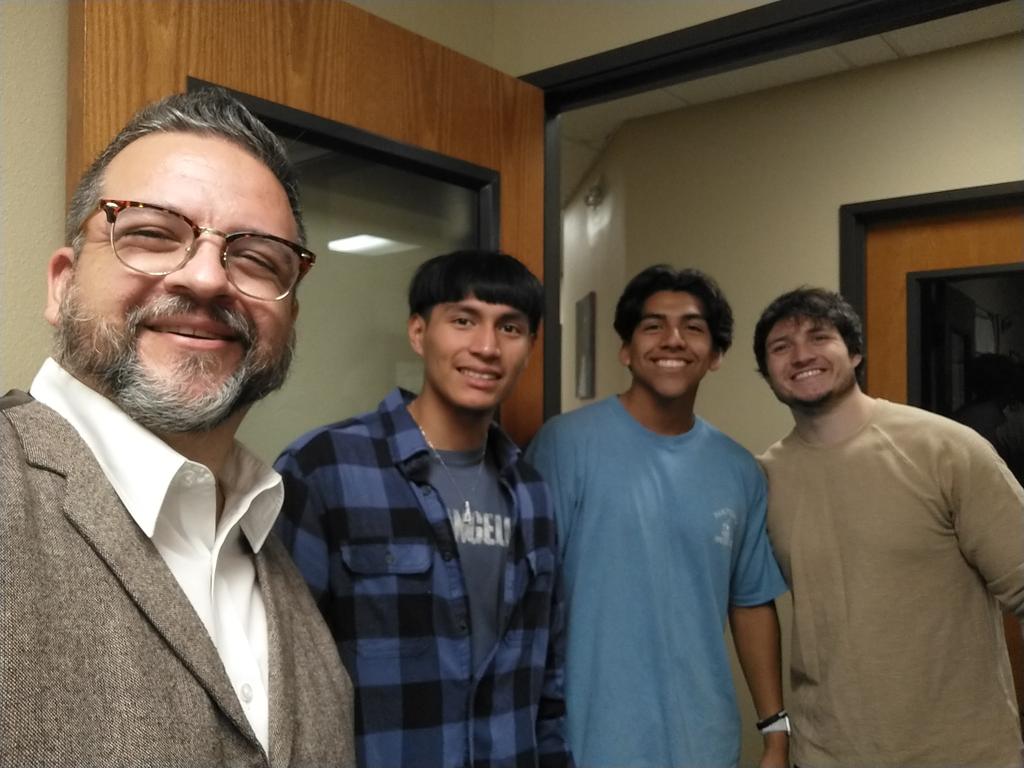 It's always such a joy to see former students on Campus Days.