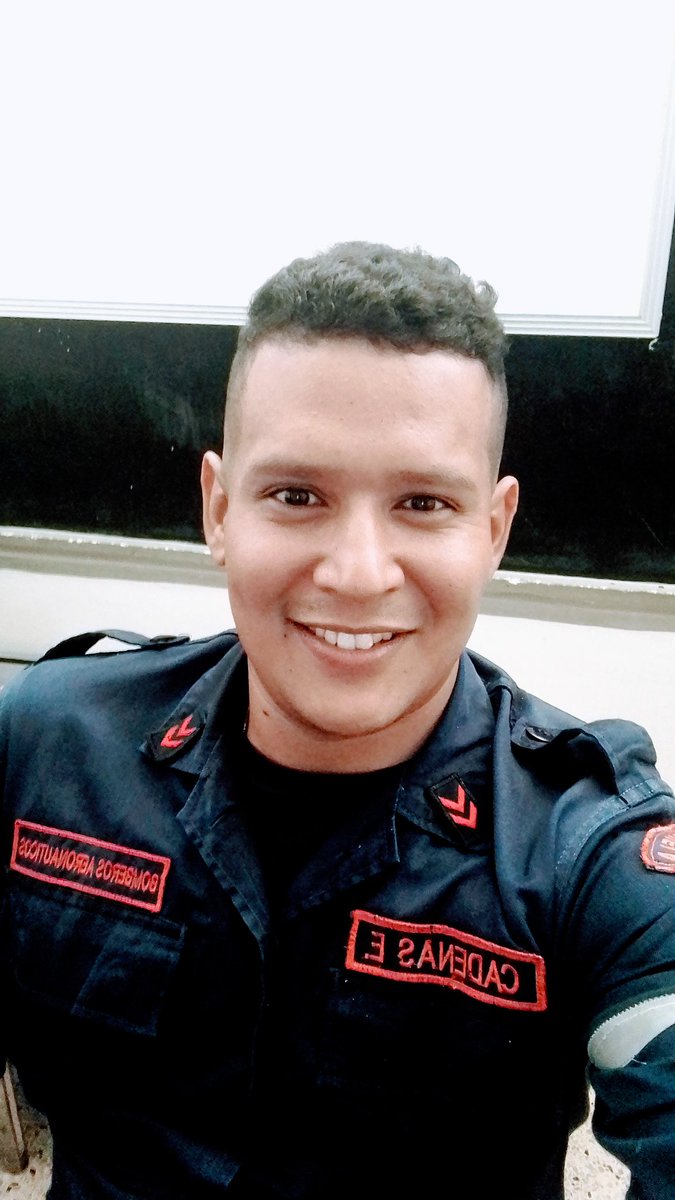 EdgarC_BAER's tweet photo. De Guardia 🚁💪 https://t.co/3om4RlzTNj