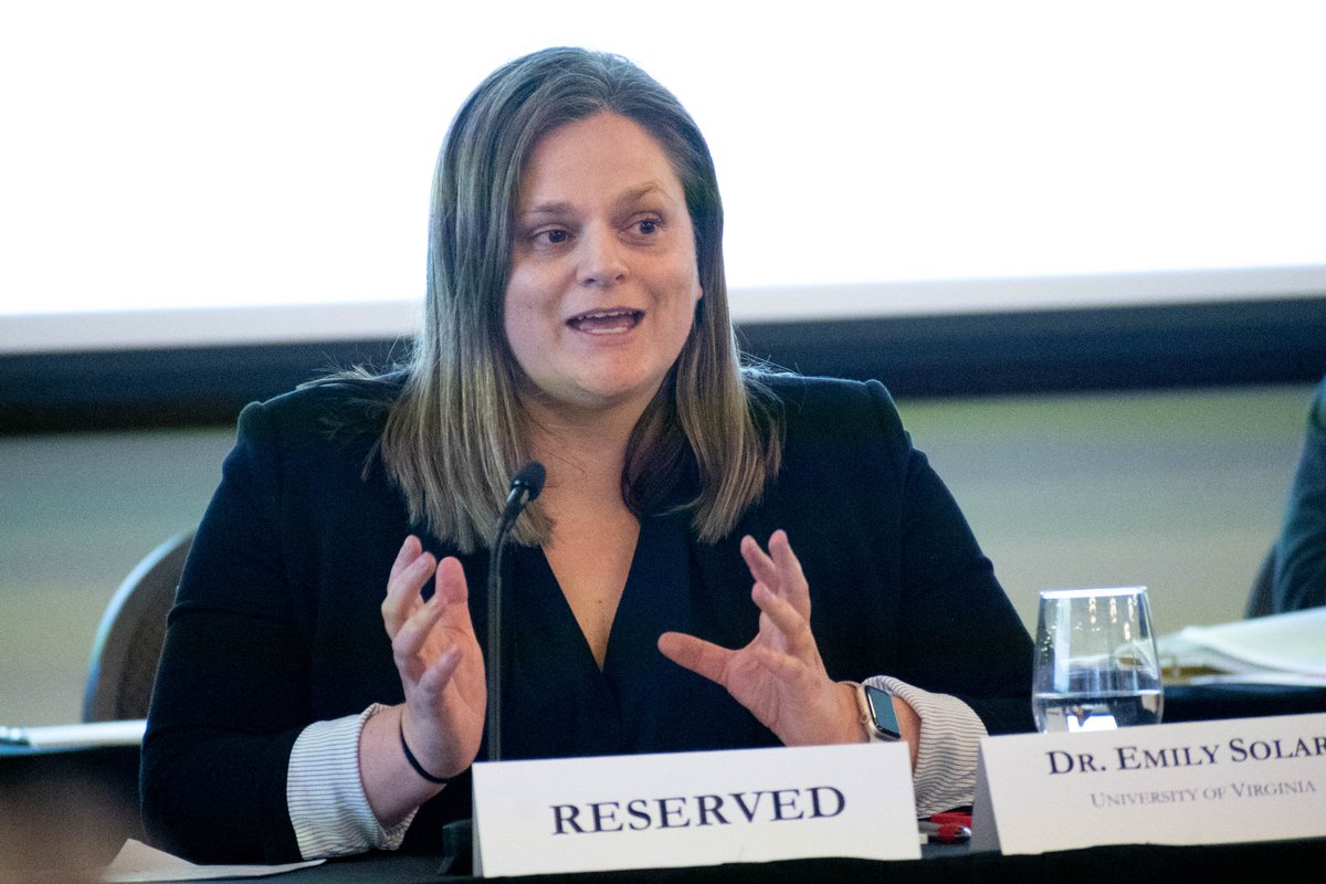 Hunt_Institute's tweet photo. In 2022, the Virginia Literacy Act grounded literacy instruction in science-based reading research. 

After an introduction from @CarrieCoyner, Kelly Butler of @MSReads1, @kymyona_burk, &amp; @emilyjsolari, discuss how to ensure quality implementation of this bill. #VES22 #VAEdSummit https://t.co/9mEvCh381w