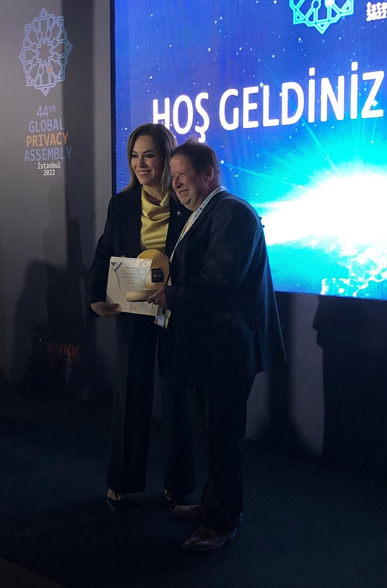 PrivacyPrivee's tweet image. OPC wins innovation award from @PrivacyAssembly for its tool to assess if a privacy breach presents a real risk of significant harm to affected individuals. #gpa2022 @GPATurkiye2022