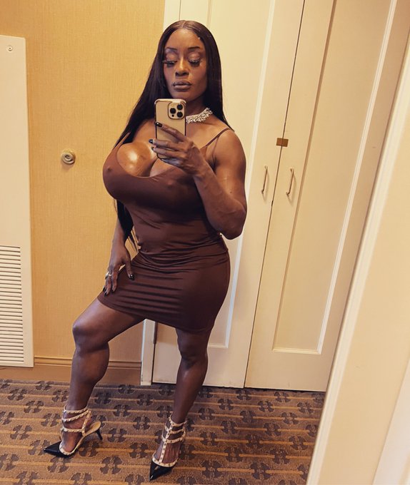 Brown Sugar always makes you drool 🤤!!! Subscribe now https://t.co/VYdADQCHVM #kelliprovocateur #ebonygoddess<a href="/tag/houston"class="tags"><span>#houston</span></a><a href="/tag/fitness"class="tags"><span>#fitness</span></a><a href="/tag/dominatrix"class="tags"><span>#dominatrix</span></a><a href="/tag/ebonygoddess"class="tags"><span>#ebonygoddess</span></a><a href="/tag/kelliprovocateur"class="tags"><span>#kelliprovocateur</span></a>