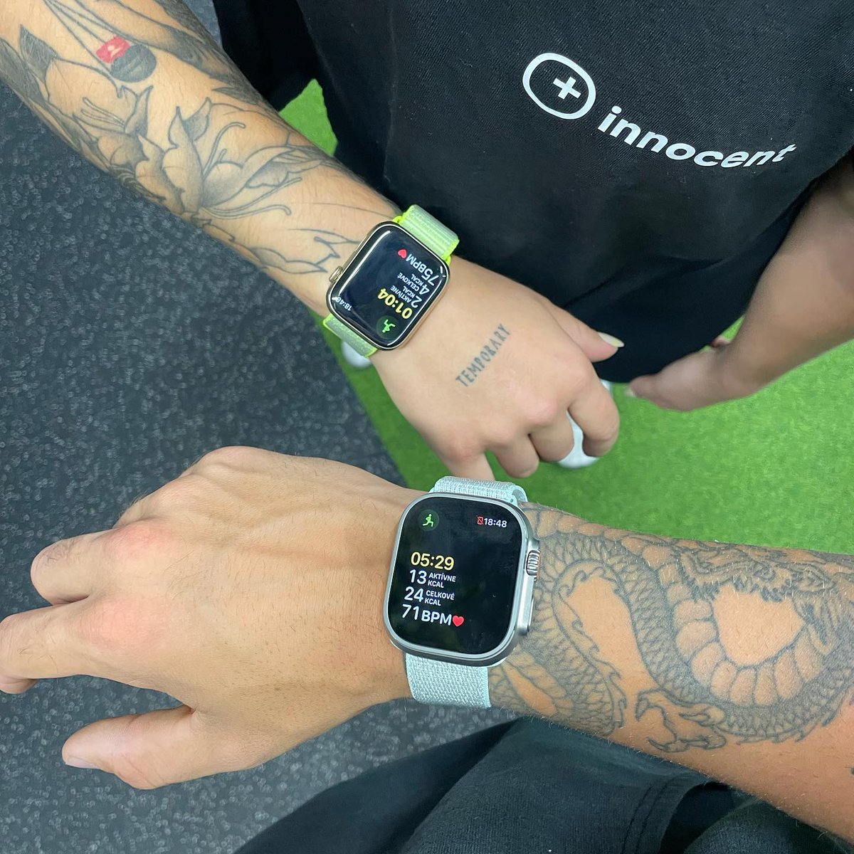 innocentstore's tweet photo. Aký team si ty ? 🤔 GOLD stainless steel alebo ULTRA ? ✨ #innocent #watch #apple https://t.co/qkLNWqqJSZ