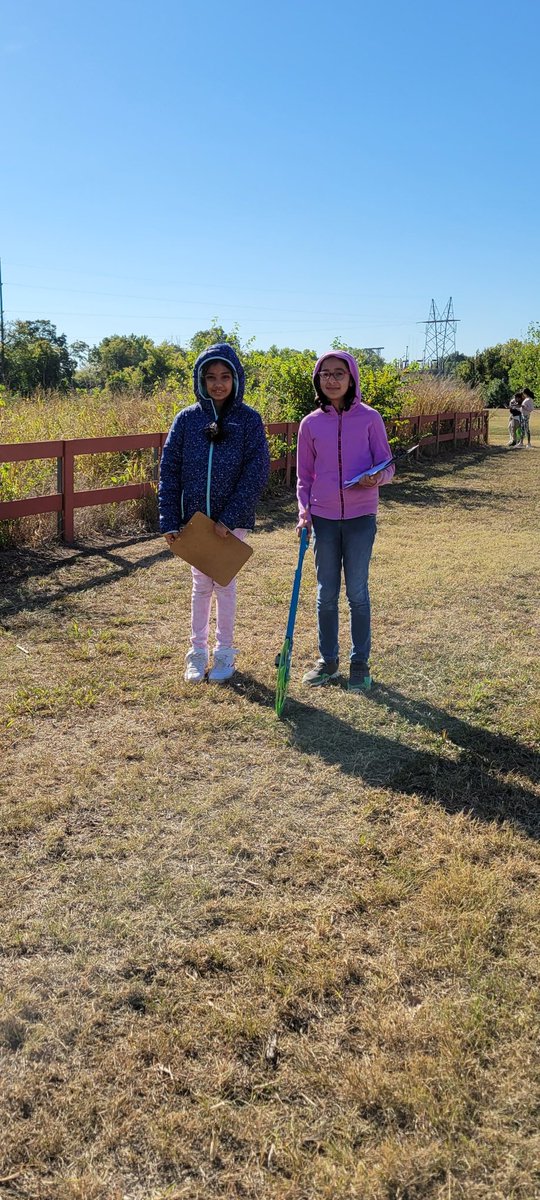 So much fun learning at the Outdoor Learning Center 🥼🔬
<a href="/LAV4thGrade/">LAV4thGrade</a> <a href="/LaVillitaElem/">La Villita Elementary School</a>