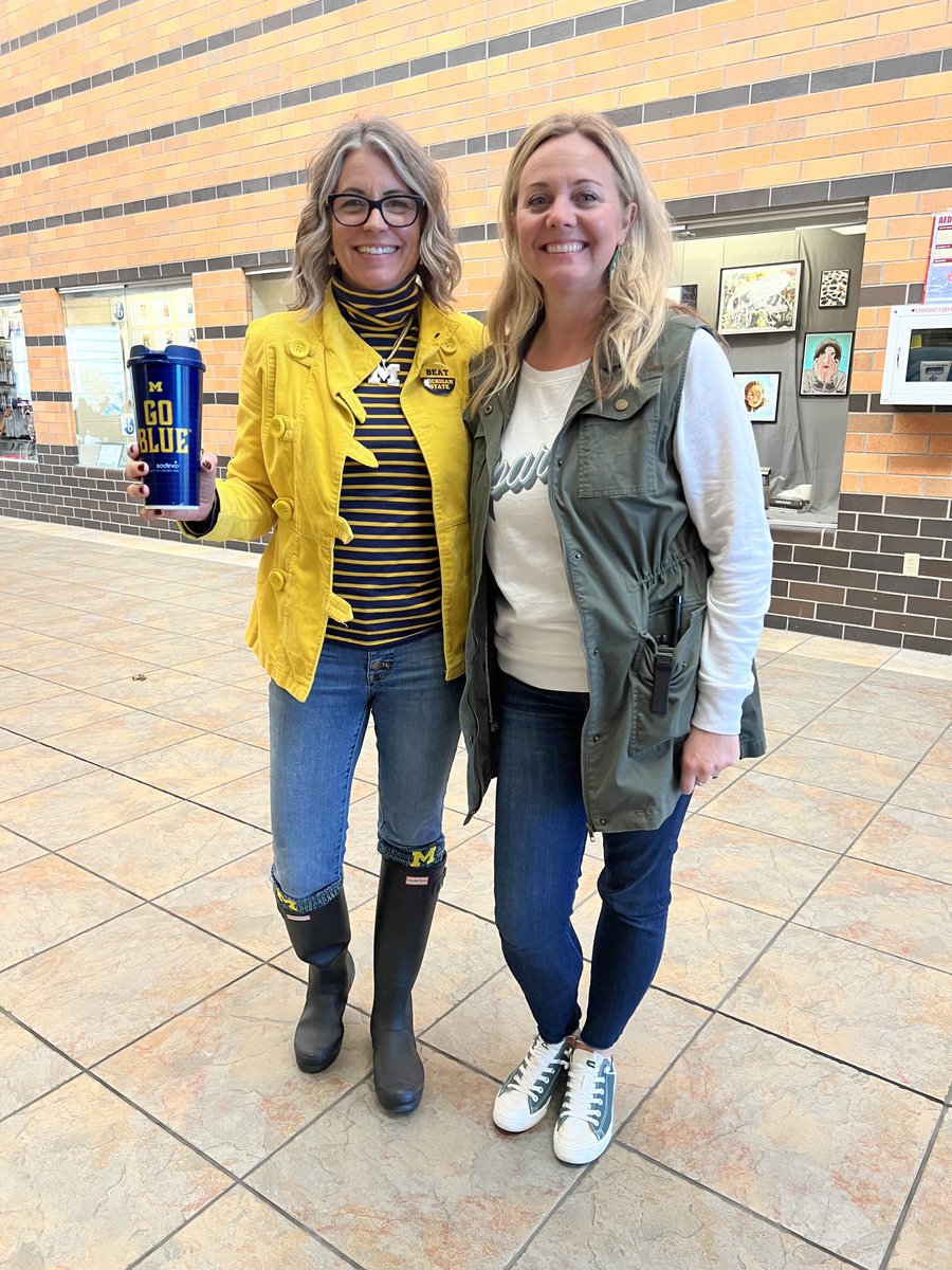 Frenemies!! College Application Week @ WOHS. Go Blue! 💙💛💙 @WOcollegeadviser #GoWO