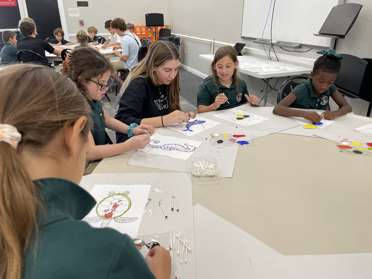 PineCrestArts's tweet image. #PCUpperSchool Post AP Art Seminar students spent three days with #PCGrade2 during their art special. Students worked together using different painting techniques. #PCVisualArts #PC2023