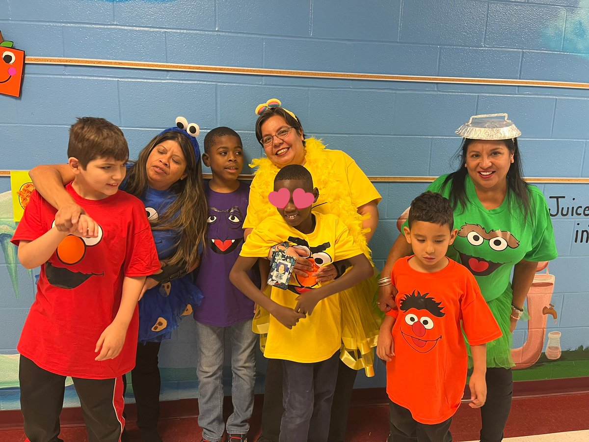 On our way to Sesame Street!!! <a href="/NISDRabaES/">Raba Elementary</a> #rabaignited #lifeinAle