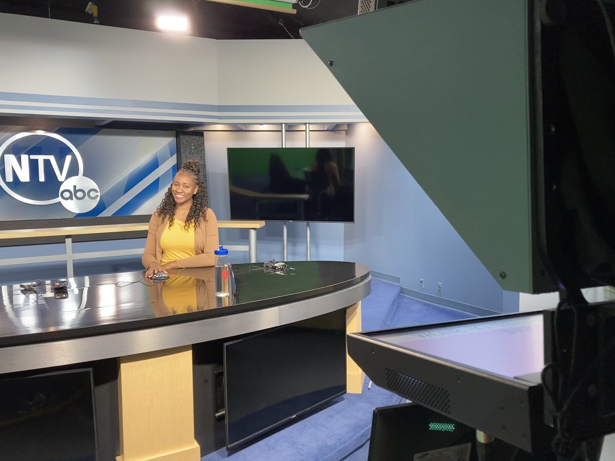 Sara Kirkley tweet media