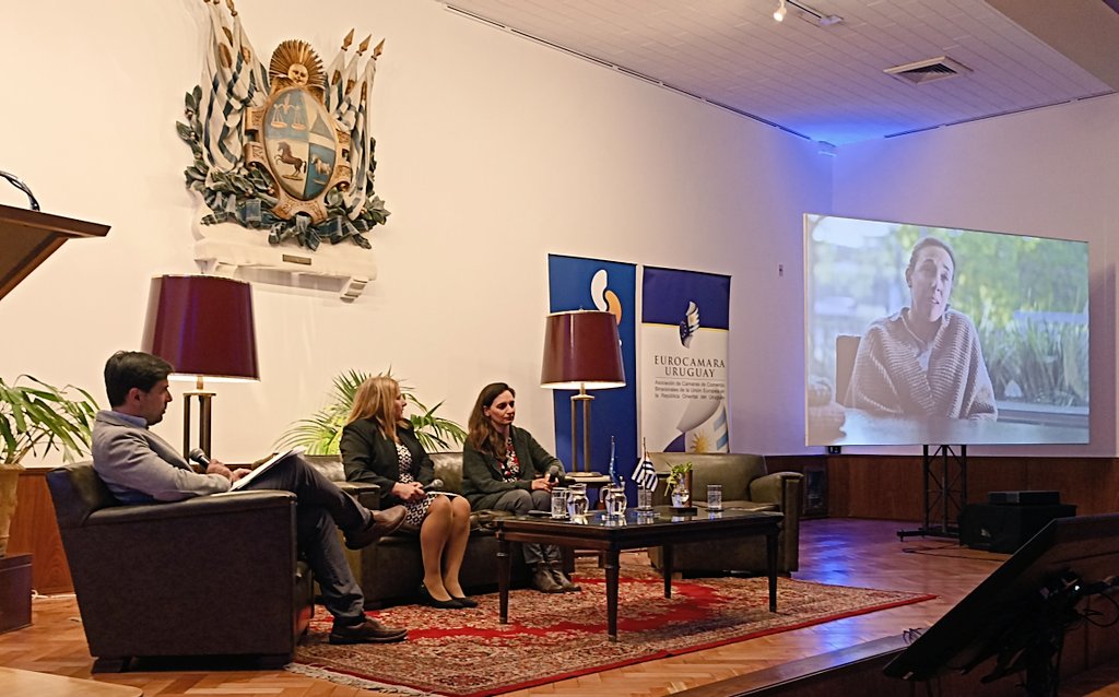 InspyrameUE's tweet photo. El evento cuenta con la participación de Grisel Moizo, responsable técnica de DMoizo y de Nelly Silva, integrante de ACU y Centro Comercial Unión brindan su experiencia respecto a #InspyrameUE. También se compartirán los testimonios de Ruralanas y Tatú Arquitectura. https://t.co/8TfpGlAVSX