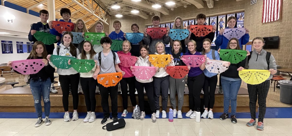 UHS Spanish & Ms. Knott’s Homeroom tweet media