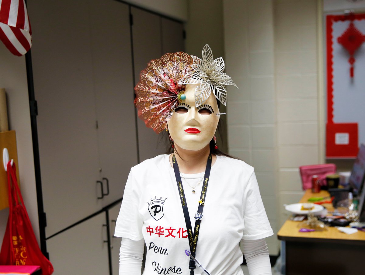 PHMschools's tweet photo. Today @PennPride365 students in Chinese Club &amp; Spanish Club got together after school for some #haloweenfun. Check out the beautiful cultural masks they made. These students have a lot of talent! #PHMExcellence 🎭👹👺☠️🎃 https://t.co/LakglUYwuX