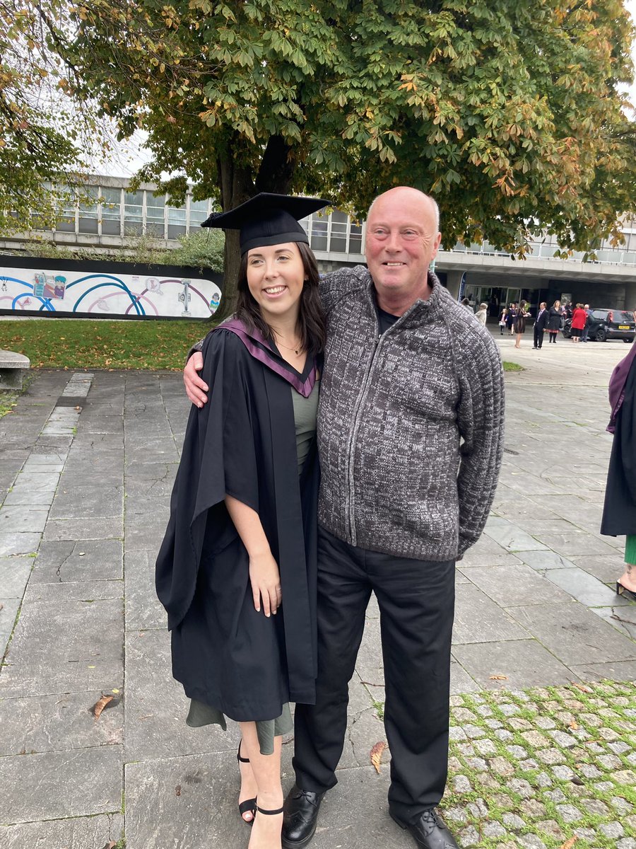 MissCCartwright's tweet photo. It’s official 👩🏻‍🎓🎊☺️🥂 https://t.co/Hj6QWHlFdC