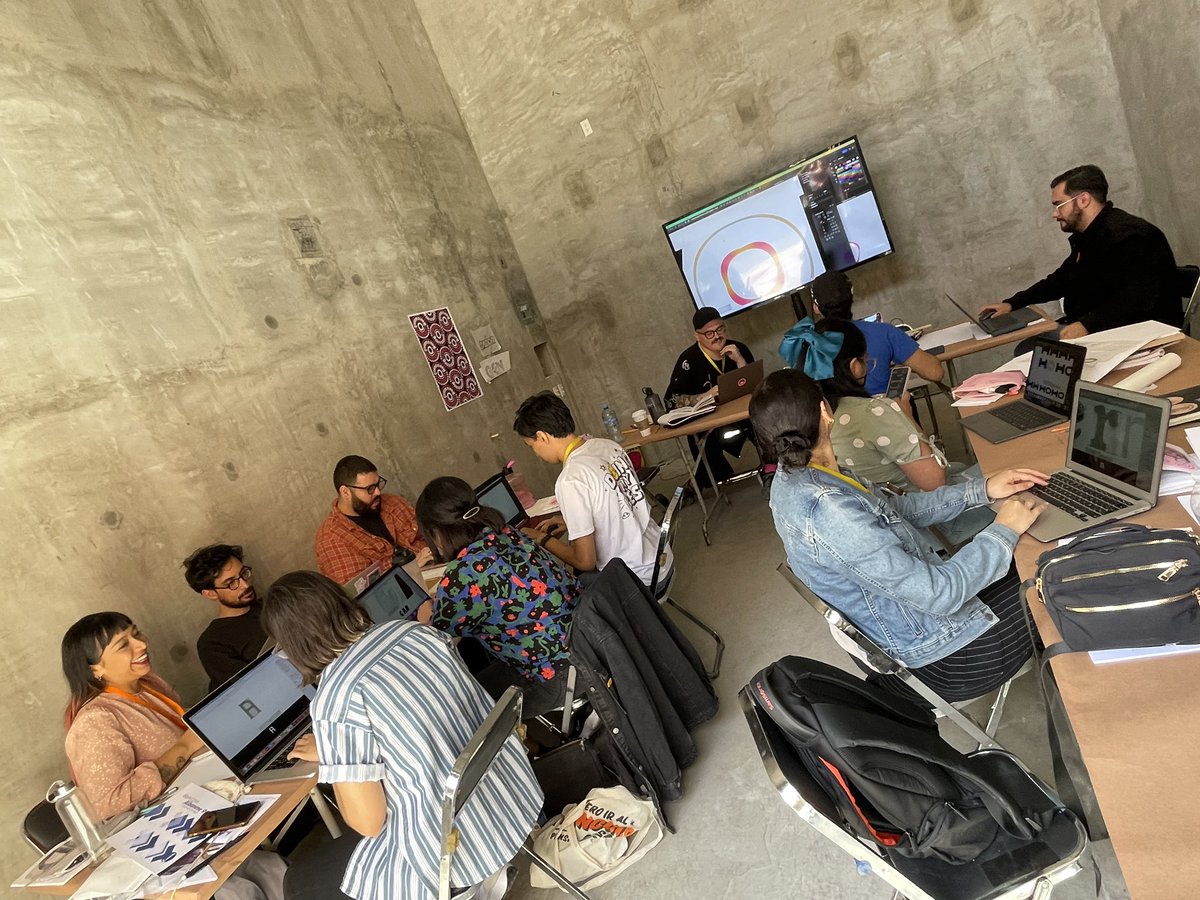 Las actividades de Letrástica Festival 4 empezaron con TODOOOO

<a href="/spacetypeco/">Space Type</a> y @heykylehey