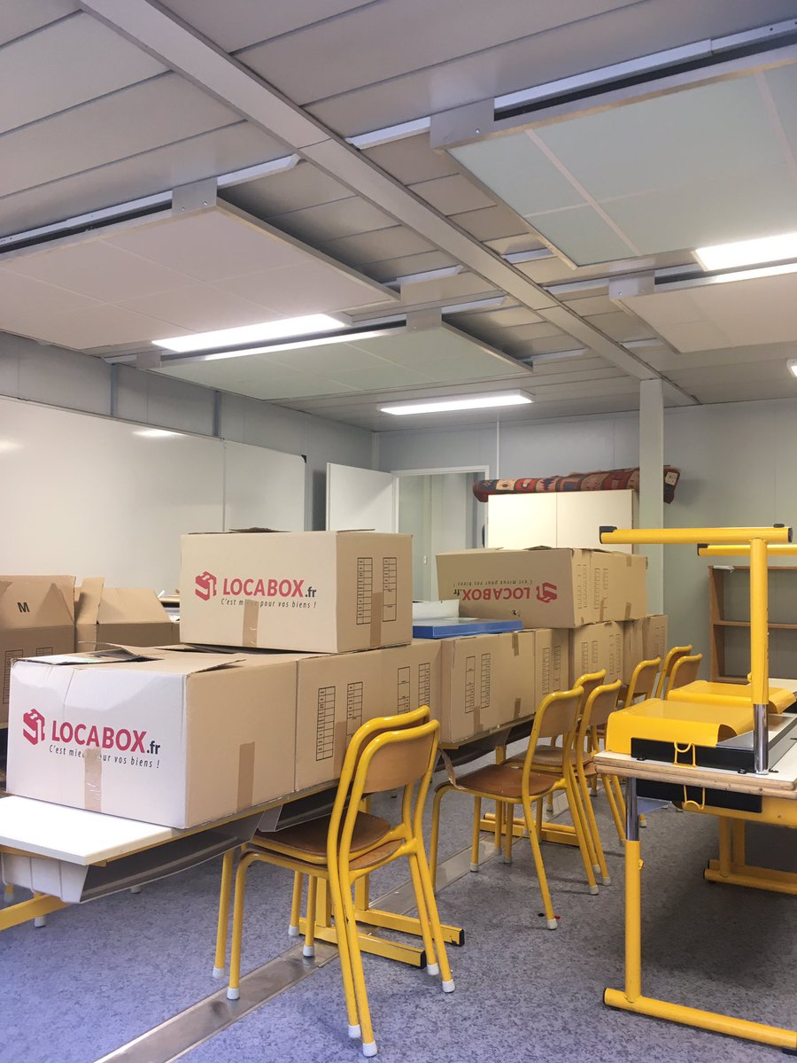 10 classes et 600 cartons 📦 déménagés. C’est l’exploit du jour ! Tout s’organise pour démarrer les travaux de la réhabilitation de l’école Marat de <a href="/Echirolles38/">Ville d'Echirolles</a>, prévue dans le cadre du programme de rénovation urbaine <a href="/AnruOfficiel/">ANRU</a> du quartier Essarts-Surieux.