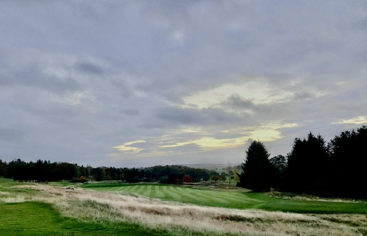 stufergusonmg's tweet photo. Still Fine for a Cheeky Nine! #HalfSet #MoorChat https://t.co/2hOUZ9RqXP