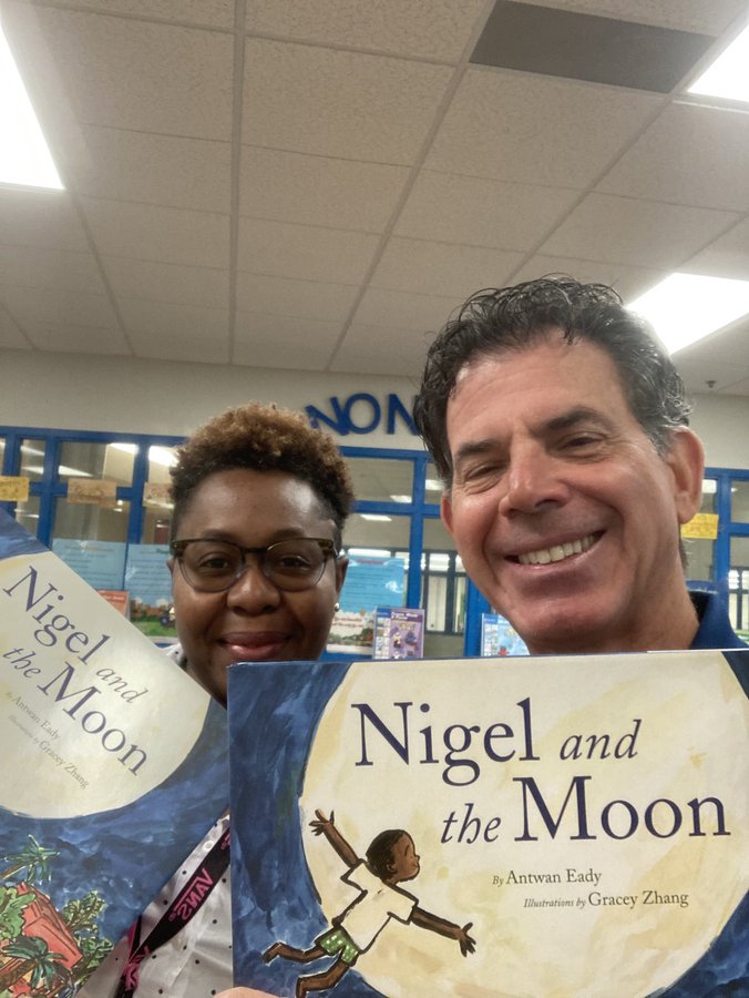 chapterone_us's tweet photo. Exceptional people doing exceptional things!! IFL tutors join hundreds of volunteers in Broward County Public Schools today reading, Nigel and the Moon, to PK and Kindergarten students for Read for the Record Day! #readfortherecord #Browardliteracy 
@browardschools https://t.co/ulExLsOuR0