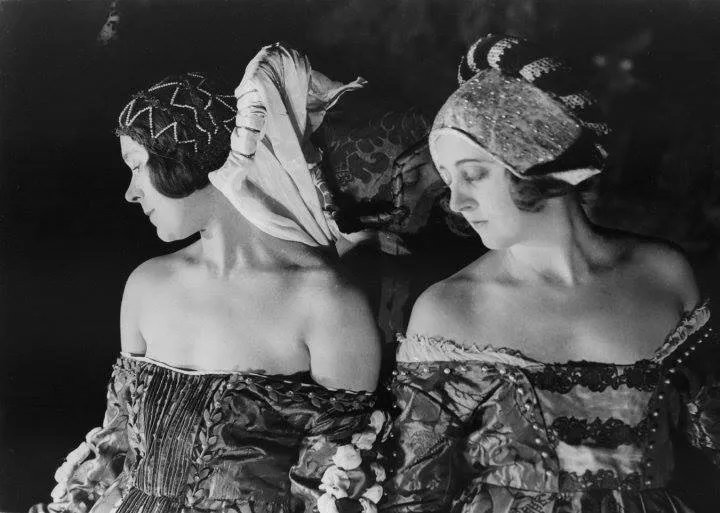 chaptertweets's tweet photo. It's #spookymonth and the perfect time for a trip to the cinema. Check out our fantastic cinema programme jam-packed with curated #festivals, #spooky favourites and new releases.
π #ChapterCinema
π https://t.co/3k4tzFg3a3
#BFI #InDreamsAreMonsters https://t.co/awBI54FAwN