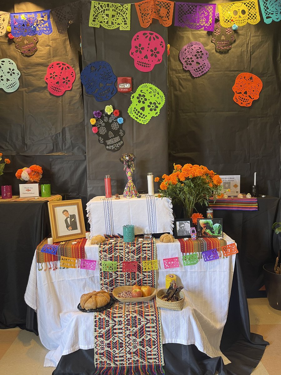 PHS Library Ofrenda welcomes Triton contributions #diadelosmuertos  <a href="/phs_tritons/">Pacifica HS</a> <a href="/pacificatritons/">Pacifica Tritons</a> <a href="/OxnardUnion/">OxnardUnion</a>