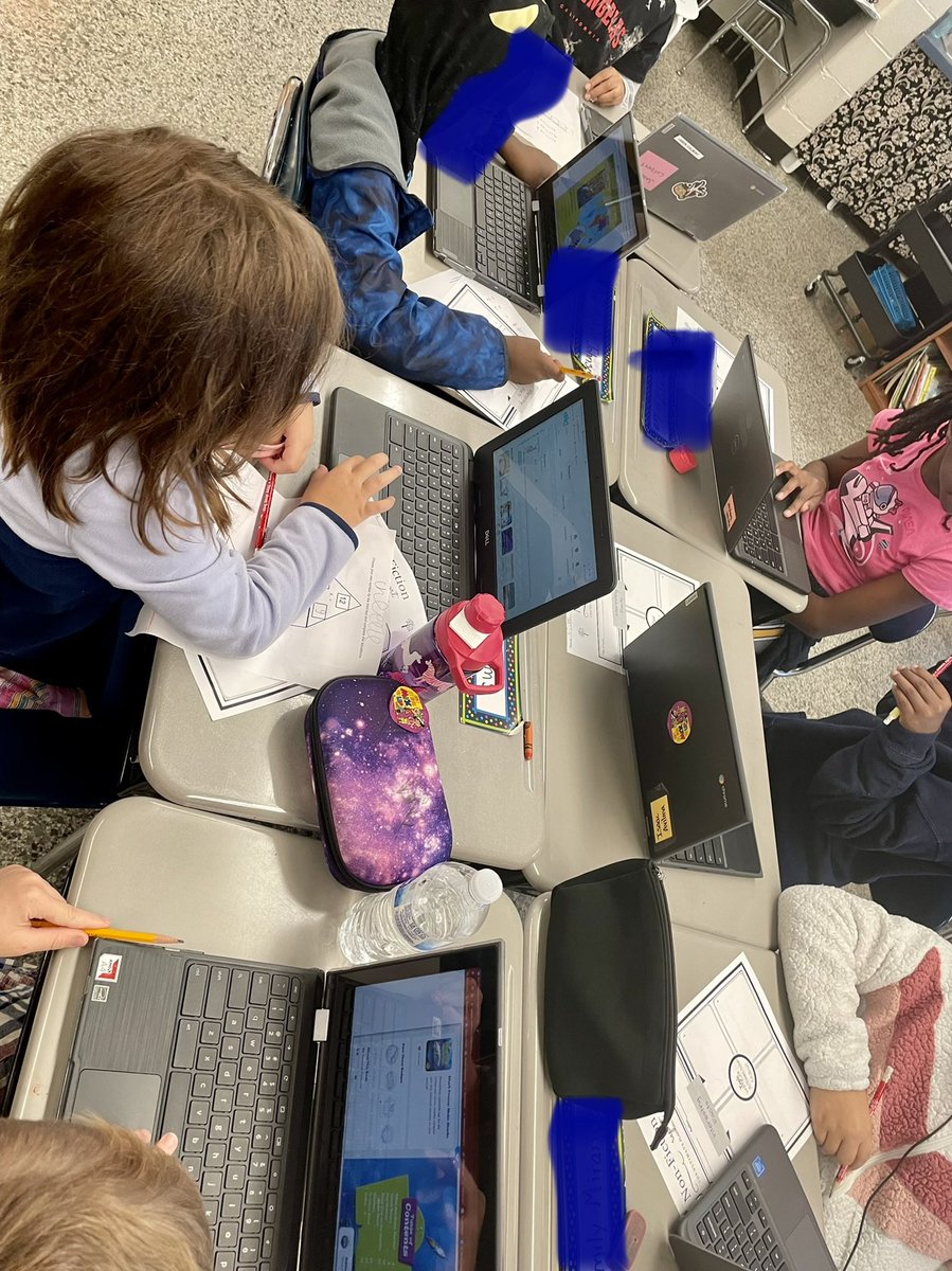 llnparks's tweet photo. Every student in every group fully engaged and working!  Given choices of topics, we’re reading for information, finding interesting details, and completing our organizers for an informational report. Can’t wait to see the final product! #OrrsExcellence #writing #MsParksClass https://t.co/ErzA5jXZq5