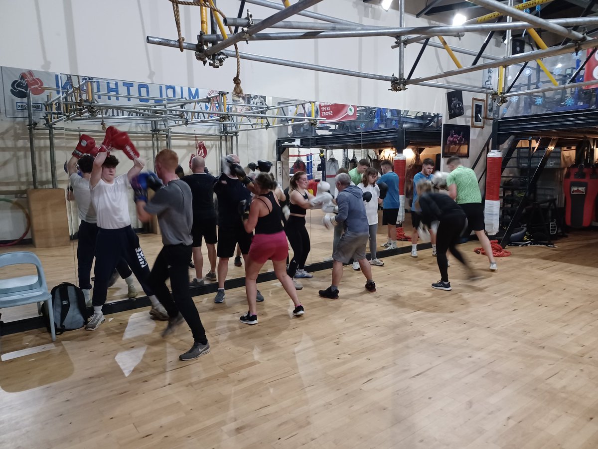 Midlothian Boxing tweet media