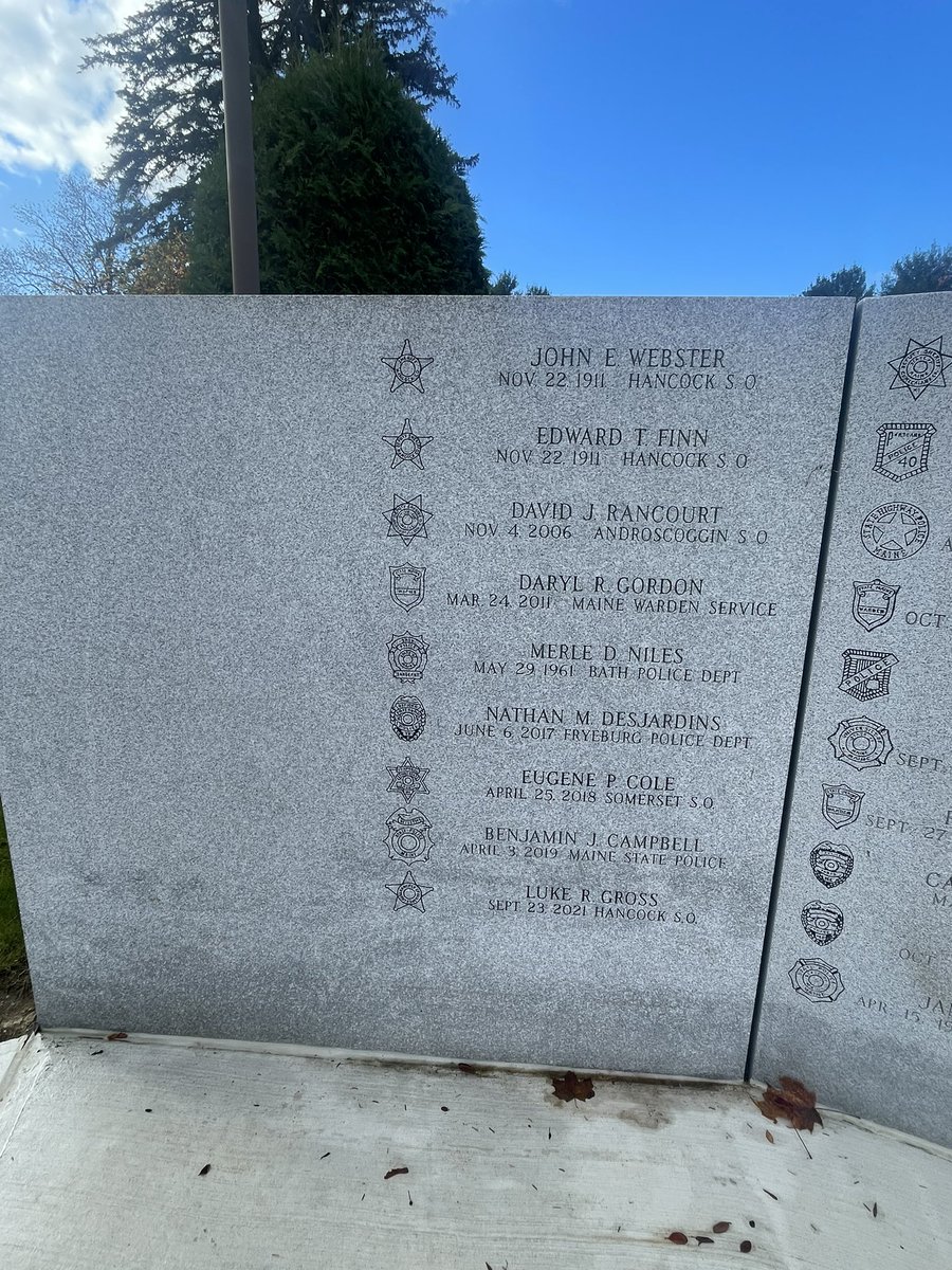 RepublicanCoryR's tweet photo. Today when I was in Augusta I also took this picture with the Law Enforcement Officers Memorial. Corporal Cole, Ben Campbell, Luke Gross, all on the Memorial. I Will Always Defend our Law Enforcement.
#ISupportTheBlue
#DefendThePolice https://t.co/jj2oBE1ziy