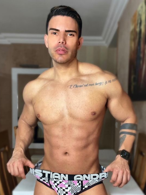 Andrew Christian tweet media