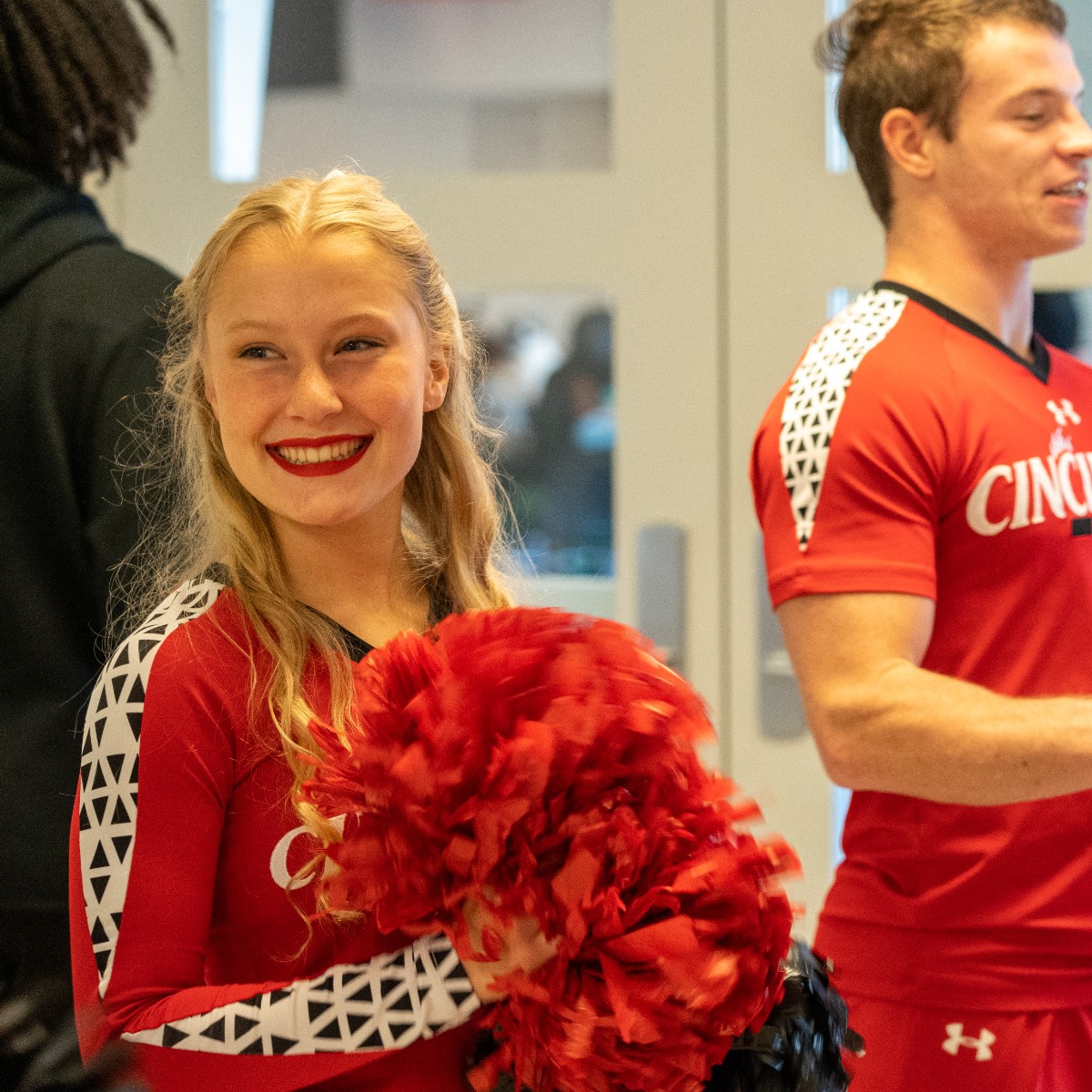 IamCPS's tweet photo. @uofcincy hosted over 300 CPS students for our #CPSCollegeWeek athletic event! Students received first-hand knowledge about academic advising and support for student-athletes. Shout out to @iamcpsathletics and our college team!

Learn more here: https://t.co/5tb0bXcWAo https://t.co/PkI9t5OYJg