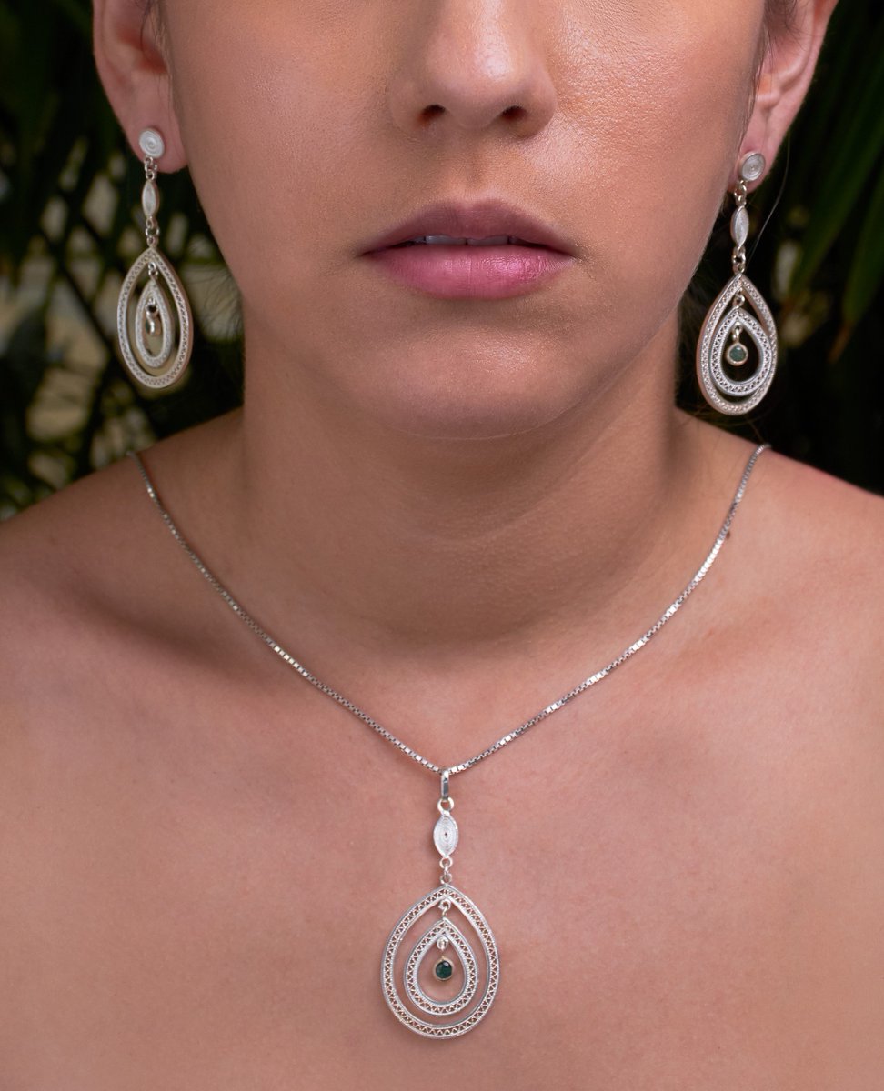Akiani Handmade Jewelry tweet media