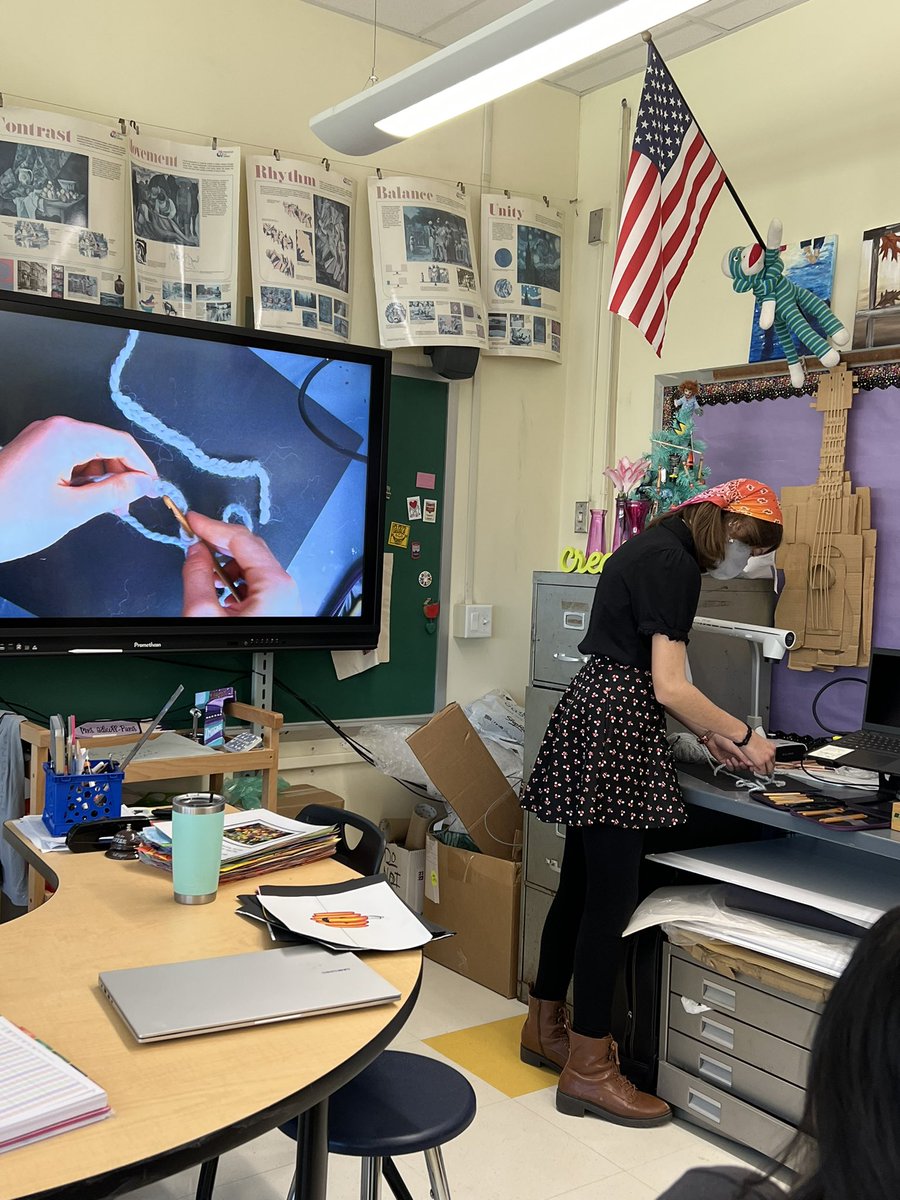 MsARTicoffTFMS's tweet photo. Changing it up in art club today. Student artist teaching other student artists something new… crocheting! #Croch-heythere #tfpantherpride https://t.co/TEDTbDJLcs