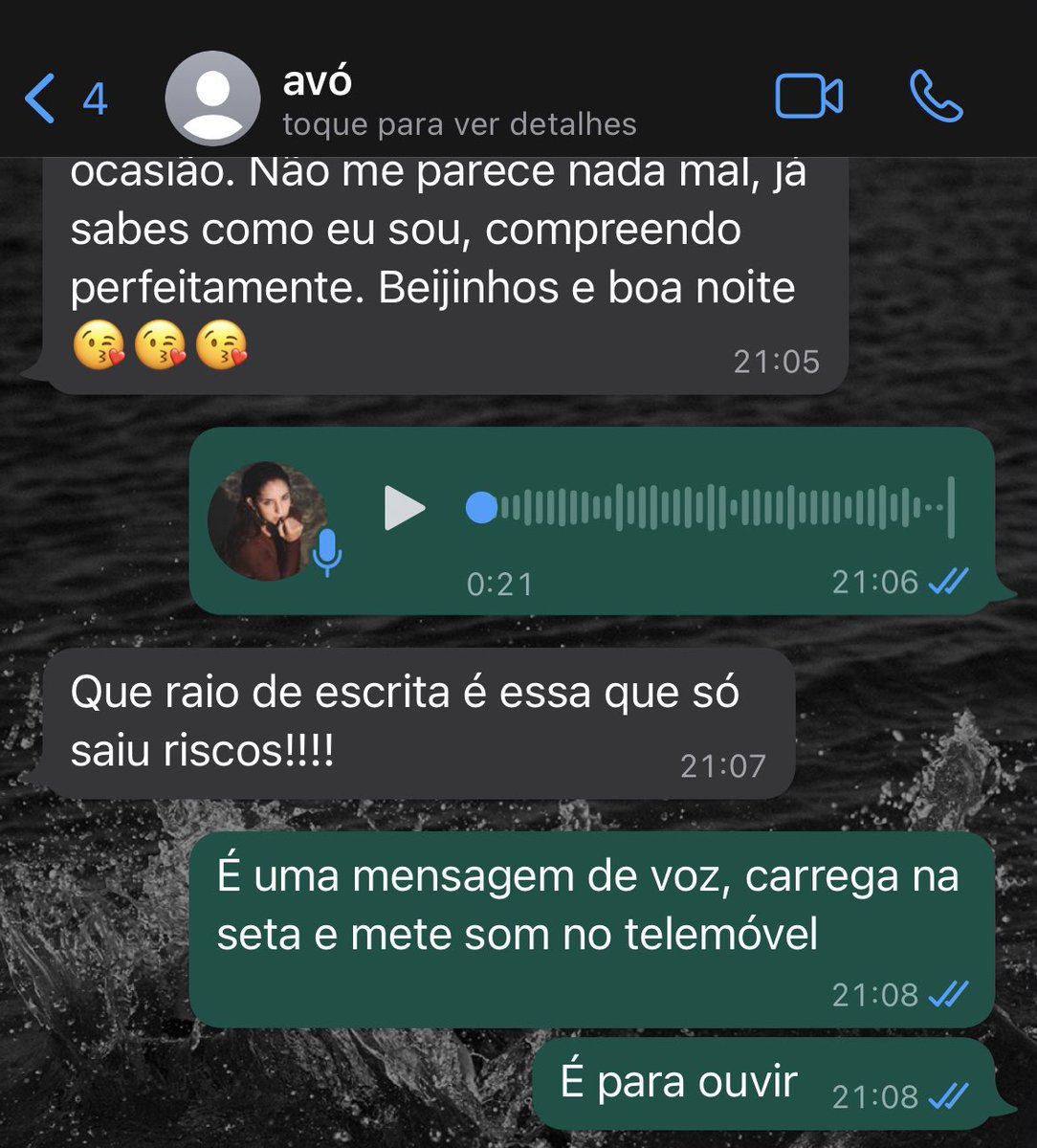 miar_02's tweet photo. a minha avó 😅🥺 https://t.co/A8ZERwJUtj