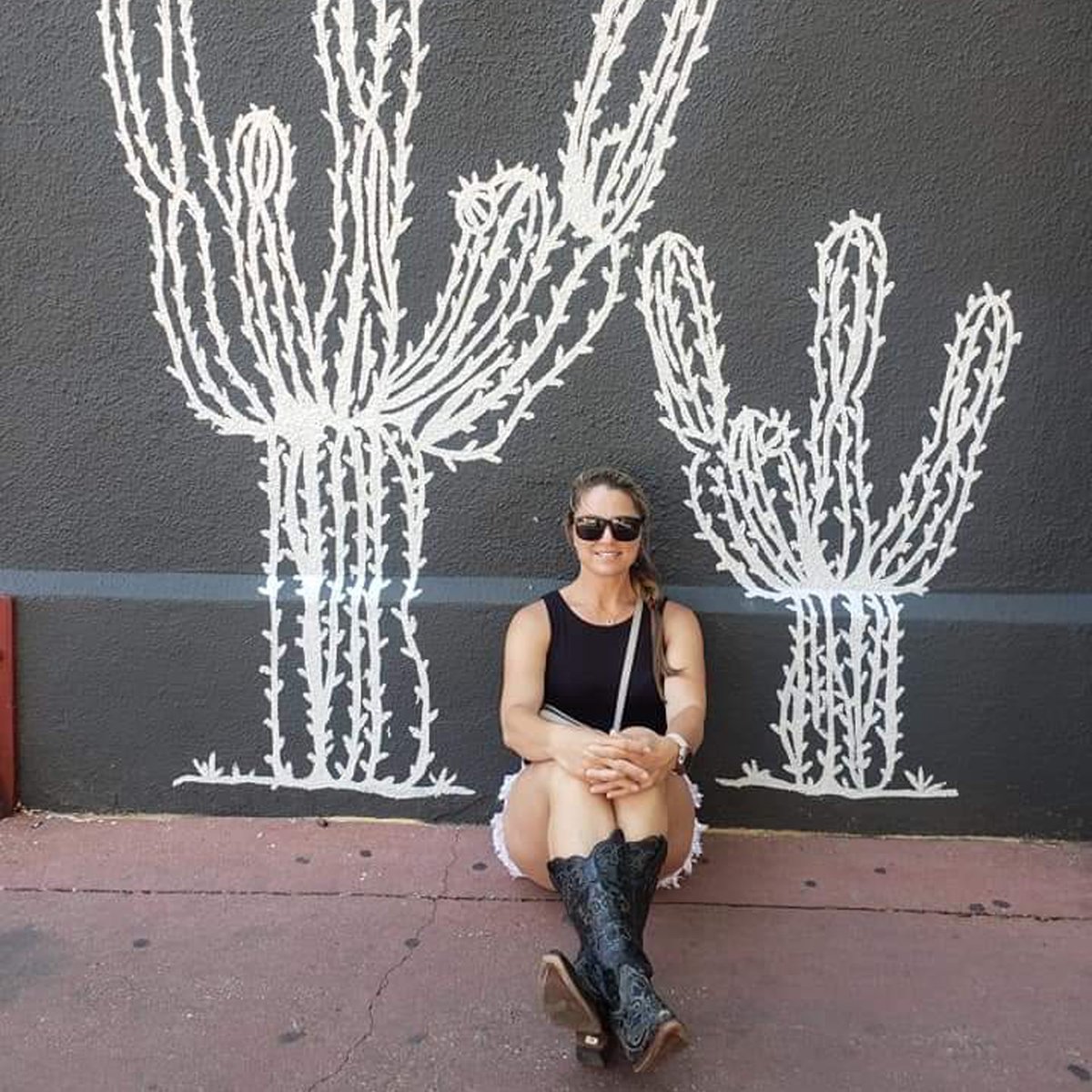 MillCreekRes's tweet image. Congrats Jodi Hunter, Project Executive for celebrating 11 years with Mill Creek! Fun Fact: “My favorite thing to do is to go to the beach after a rainstorm!” #MillCreekRes #ProjectExecutive #PropertyManagement #Construction #CelebrateSuccesses