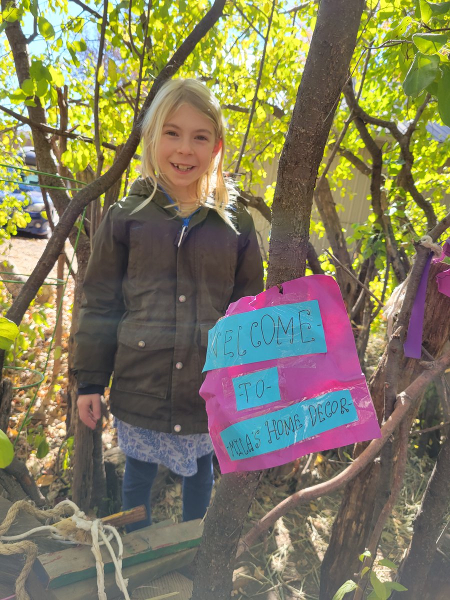 Room7Highlands's tweet photo. Woodlock Trail was completely designed by kids during break. There are shelters, a way to trade for things you need, winter planning in the works, and a meeting place to solve problems. Their excitement, pride and ownership is off the charts. #autonomy #outdoorlearning https://t.co/R38Eve0how