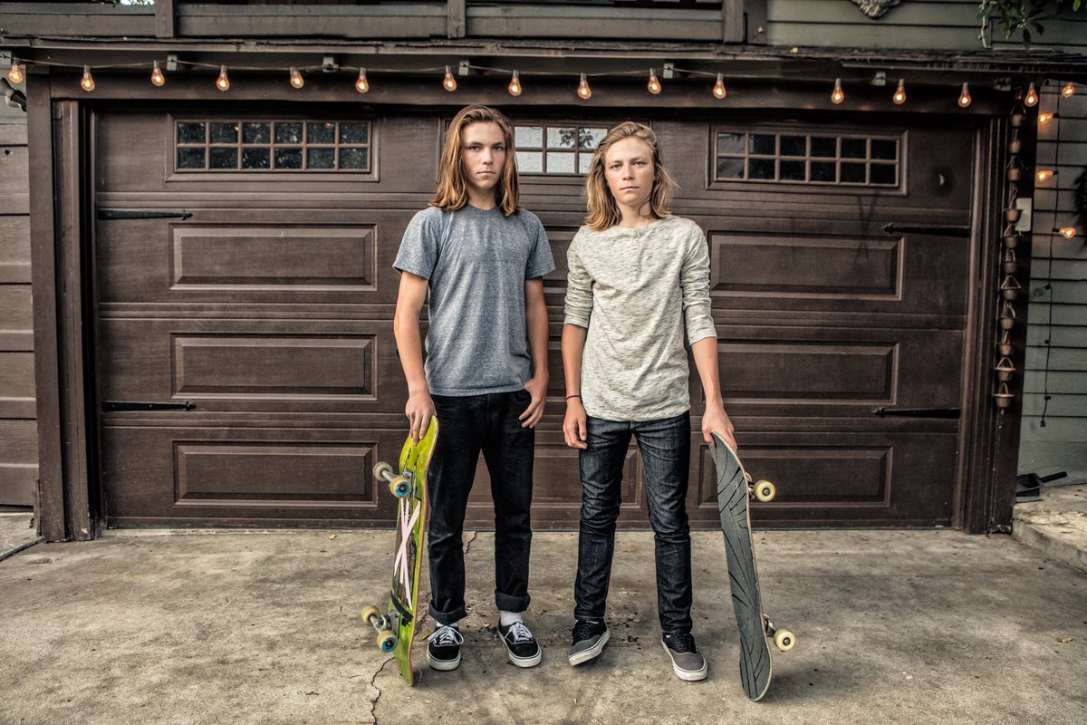DougTruppe's tweet photo. I wouldn’t mess with them. They look like they can #masteranymove. #Gritty and #gutsy and captured by award-winning @PeterRodgerPix. #DougTruppe #PeterRodgerPhoto #portrait #activelifestyle #documentary #environmentalportraiture #dontmesswiththem #skateboard #skateboarding https://t.co/gUUODbXFjj