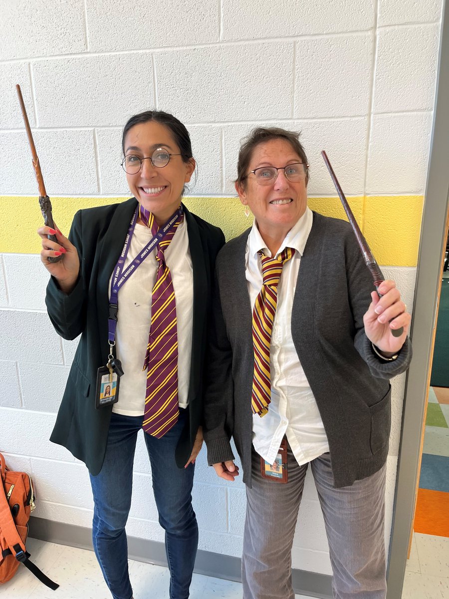 HyblaValley6th's tweet photo. 6th Grade is ready for Trunk or Treat tonight!!! @HyblaValleyES https://t.co/QTBMjDec1S