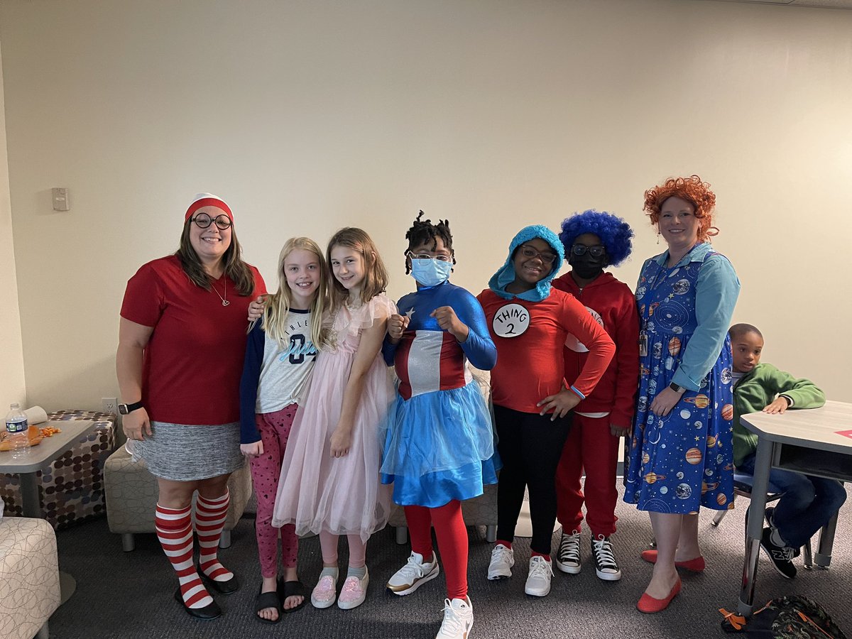 PointOptionNNPS's tweet photo. Yesterday, we celebrated Book Character Day, and Mrs. Brantley’s 3rd grade class received a special read aloud from the “top dog”, Mr. Smith! #standNNPS #RedRibbonWeek https://t.co/b4NyjFlraC