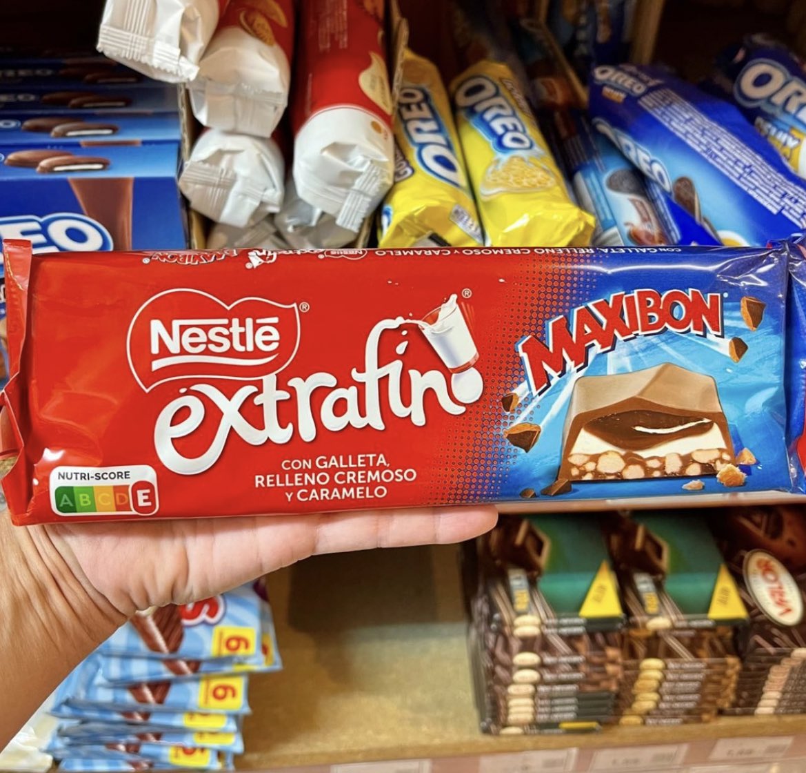 kansaita_'s tweet photo. que han sacado chocolate con sabor a maxibon........ necesito probarlo urgentemente https://t.co/WeMKmt011K