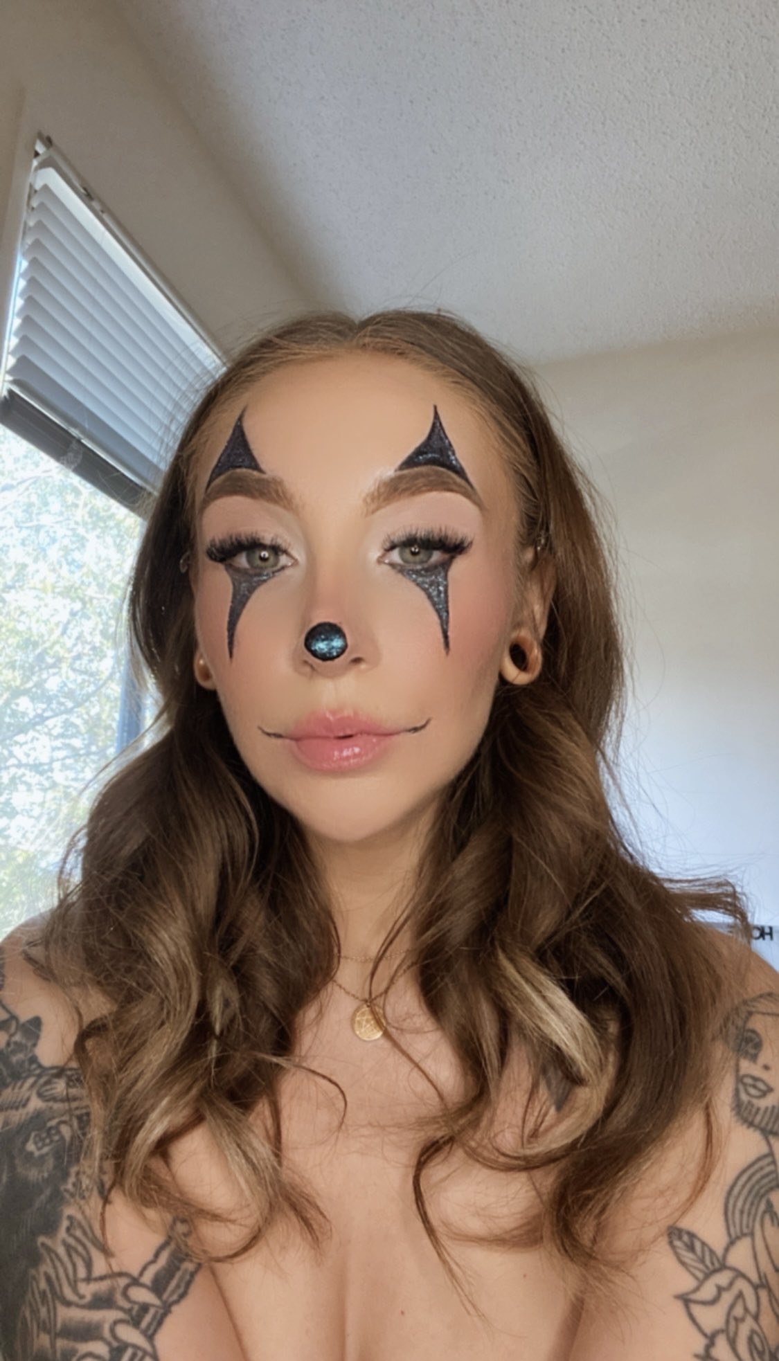 Milk Marie on Twitter: "🤡hey🤡 https://t.co/RIOrwaT6Zk" / Twitter