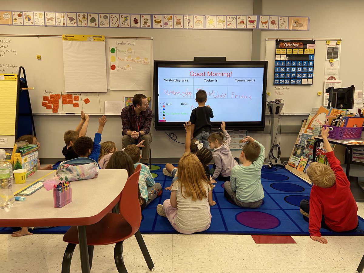 ablaine_cv's tweet photo. Just some scenes of students learning at Port Dickinson! @CVCSDWarriors https://t.co/Bwlwaqp43Y
