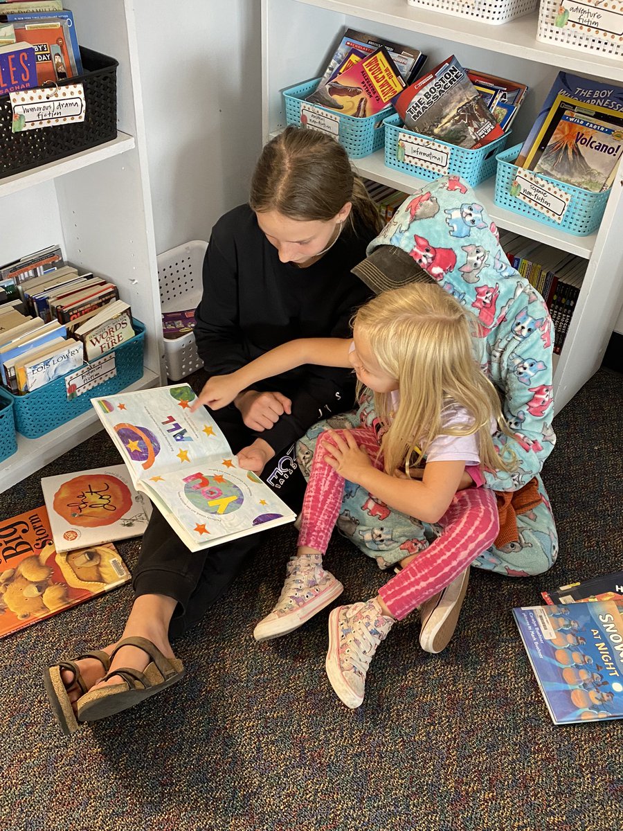 CCondonBulldog's tweet photo. 5th graders love reading with their kinder buddies! #breckel #ssdedu https://t.co/6DzuSY4umE