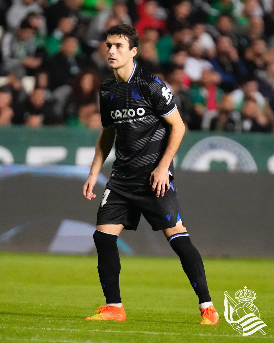 📸 77’ | 0-2 | Zubieta sigue dando sus frutos. Hoy debuta Magunazelaia, zorionak Jon!! Aurrera!!

#WeareReal | #UEL | #AurreraReala