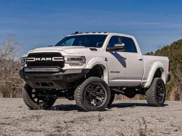 RentschlerCJD's tweet image. Command the road in a premium custom built #Badlander or #RockyRidge truck from Rentschler CJDR! Click/tap the link to order yours today: bit.ly/3f6ZWiM