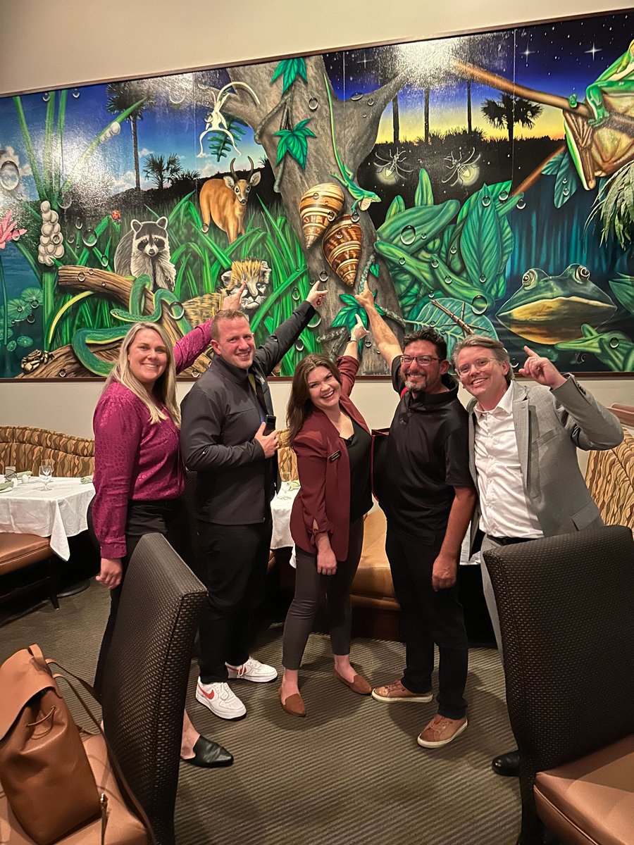 OneFireflyLLC's tweet photo. Team One Firefly is having a blast at @TotalTechSummit in Orlando! There’s still time to come see us tomorrow — drop by booth #406. Let’s chat marketing!
#totaltechsummit #totaltech22 #marketing #avtweeps #avpros #proav https://t.co/vuwNqCv6LO