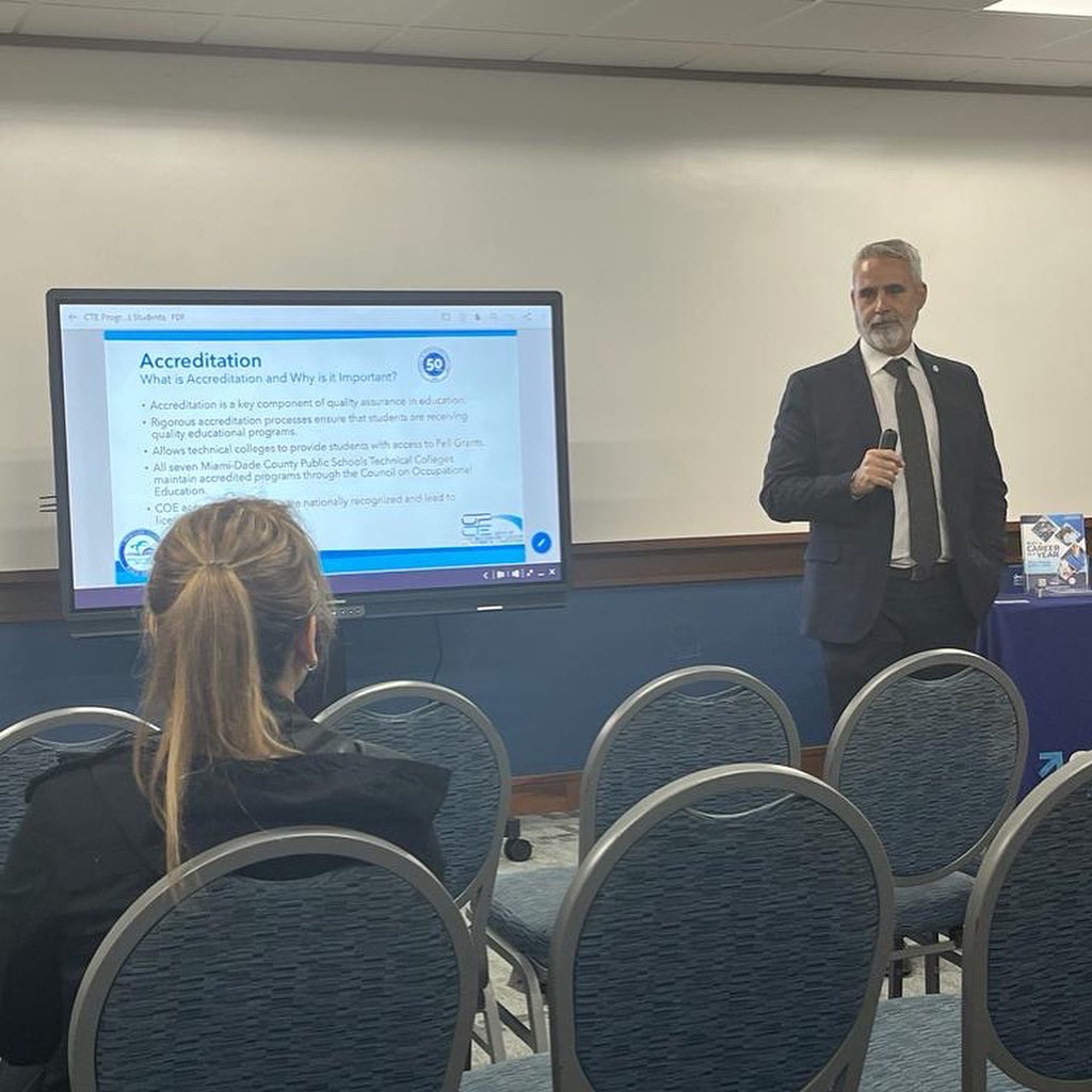 sunset_adult_ed's tweet photo. Engaging with the community at the M-DCPS FACE conference @suptdotres #MDCPScommunity https://t.co/zIXzE0RBXz
