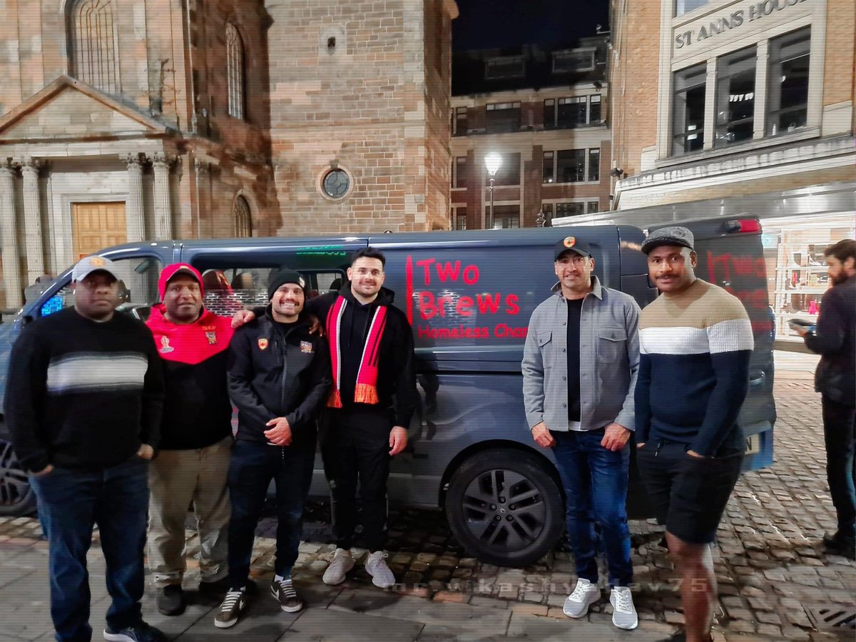 JordanParker7's tweet photo. Thankyou @PNGKumulsRL for taking time out this evening to help our homeless charity handing out hot meals and drinks to the homeless community of Mcr City Centre.
Sorry I missed you guys. Hopefully see you before the end of the World Cup.
@Two_Brews_ @RLWC2021 https://t.co/ZP4mm1jDW4