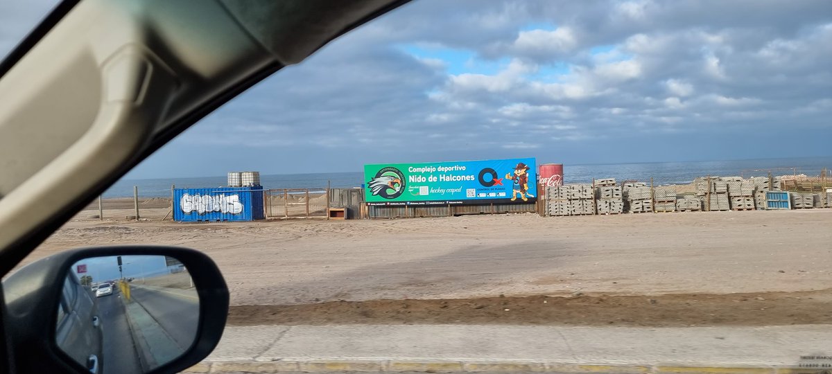 FranBarreraFran's tweet photo. @leonardofarkas Leonardo, gusto en saludarle, soy Francisco y apoderado del Club Hockey Halcones de Antofagasta, recurro a su persona ya que estamos construyendo nuestra  cancha de hockey en Antofagasta y nos faltan recursos para terminar el cierre, línea agua regado, etc https://t.co/vO2SMq1E78