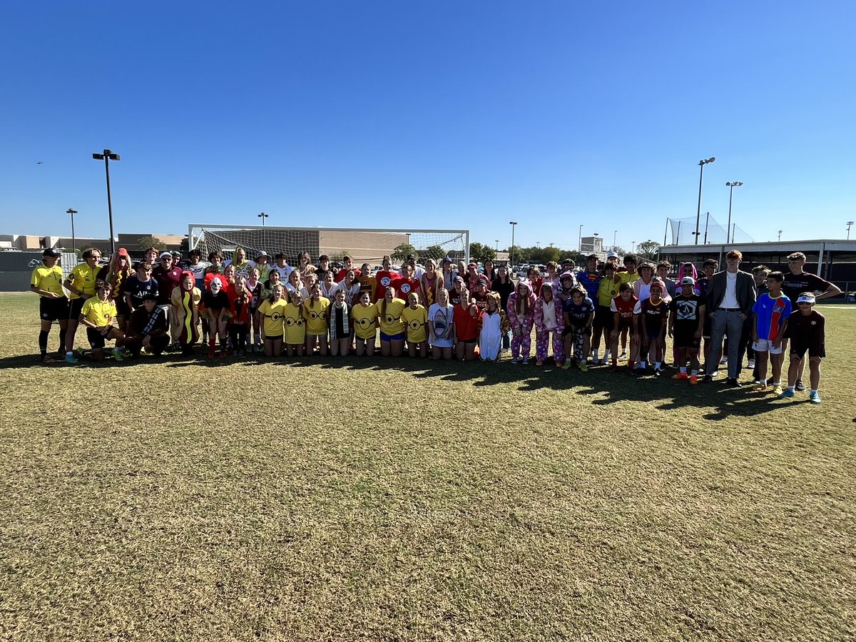 amcConsolSoccer's tweet photo. 2022 Spooky Scrimmage is underway!
@ConsolSoccer @CSISDAthletics @AMCHSWeb https://t.co/WxHySMkw6N