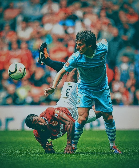 Mesmeric David Silva leaving Patric Evra for dust 🪄