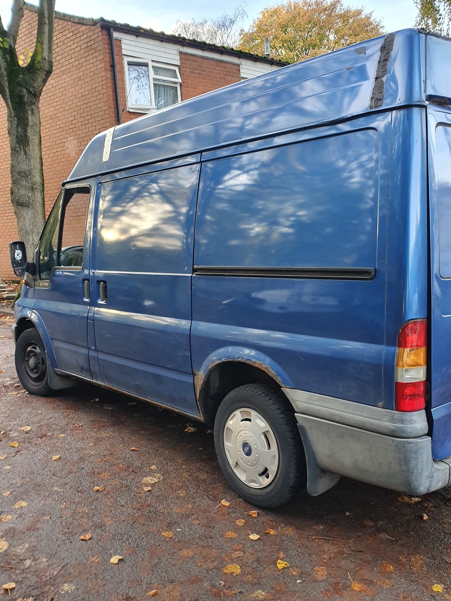 The driver of this van was stopped today as he had no insurance or licence. In his possession were four nasty knives and he's now safely tucked up in custody. #knifeorlife #seized #sohoroad