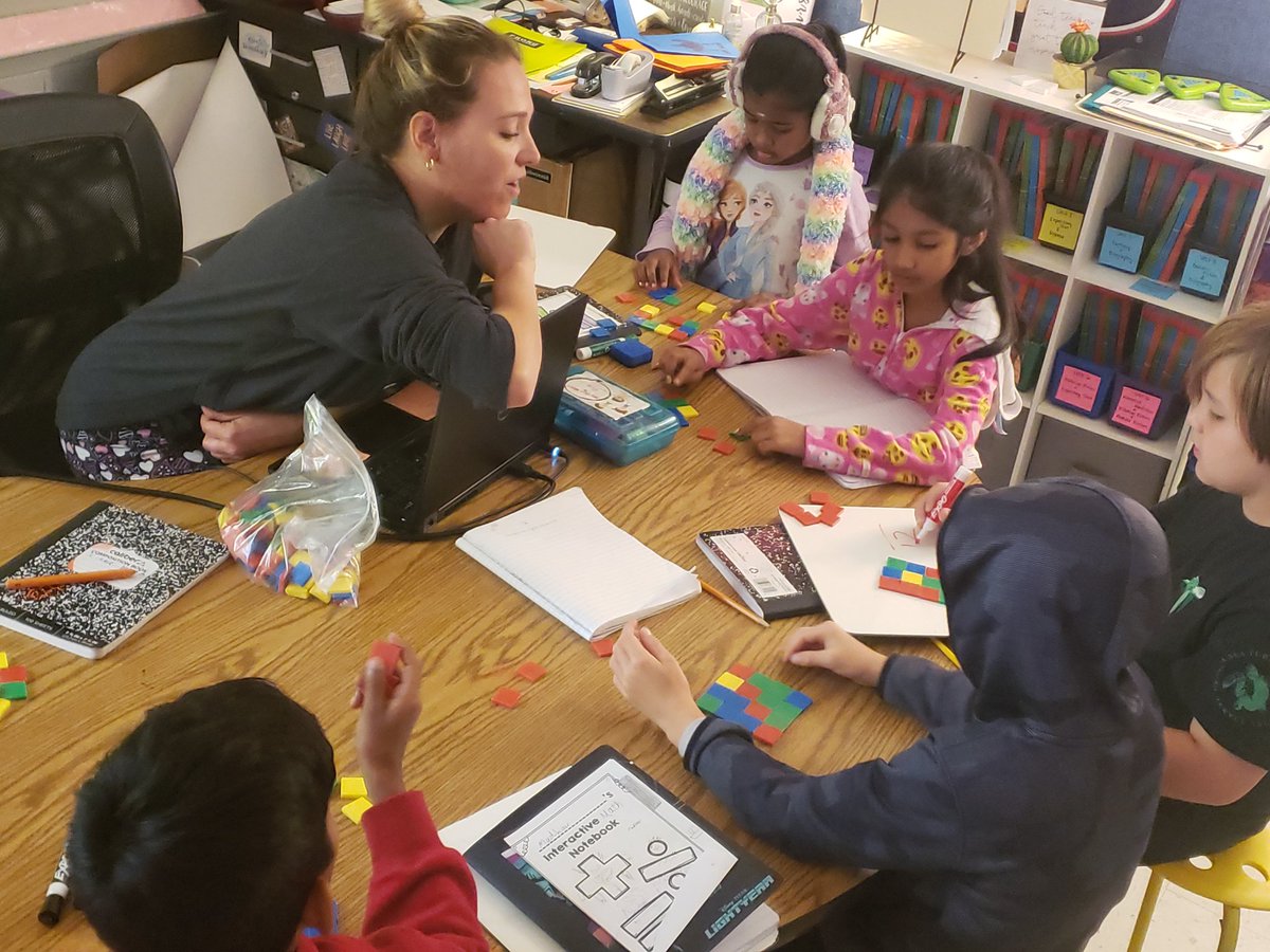 Zone 7 Program Specialists enjoyed a great visit @npepanthers today! Incredible engagement, use of manipulatives to build conceptual understanding, and effective co- teaching were just a few highlights ☺️ @cjones52006 @amyhkilbride @ergle_angela @FultonZone7 @mrszarzournpe