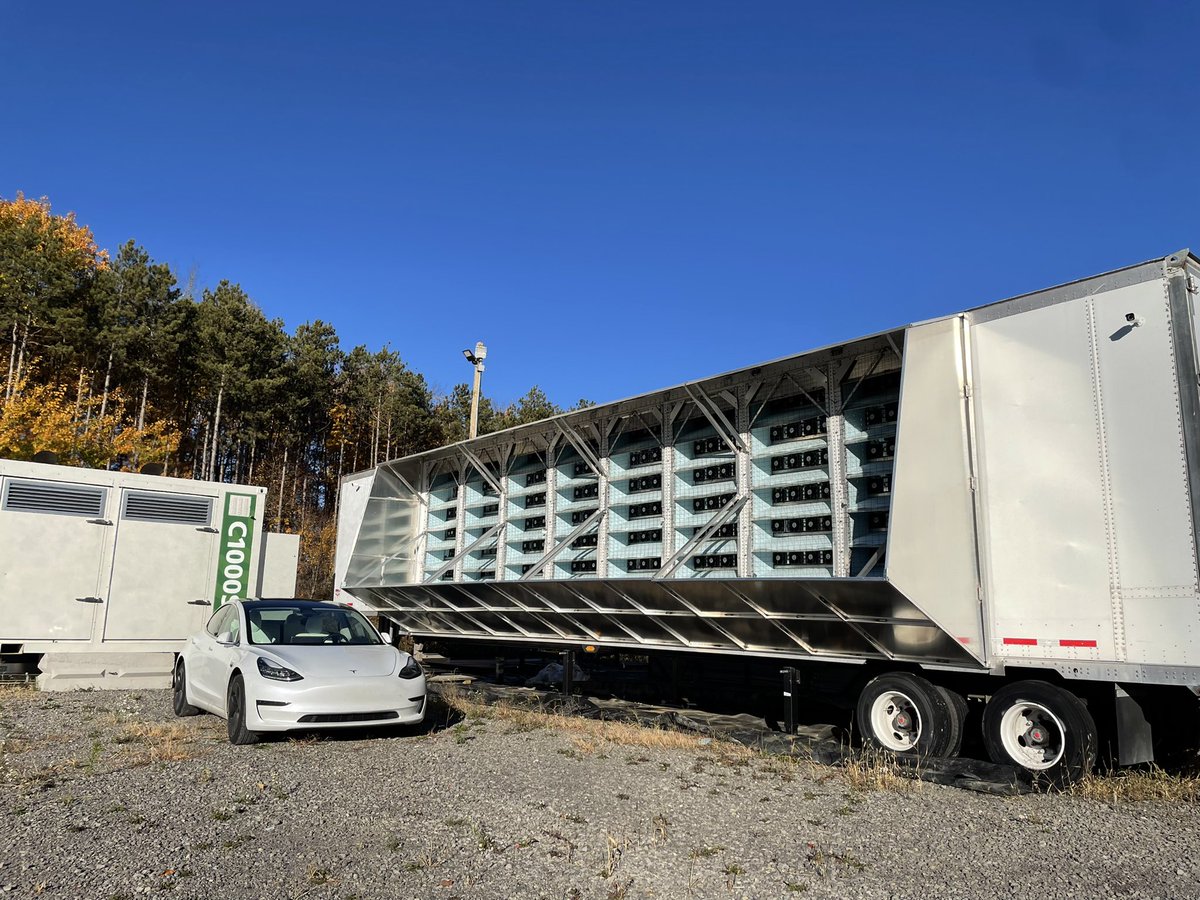 EnergexMining's tweet photo. Hey @elonmusk. First Tesla, then Twitter. Now it’s time for stranded gas #BTC mining with @EnergexMining https://t.co/tZNkbfBwAH